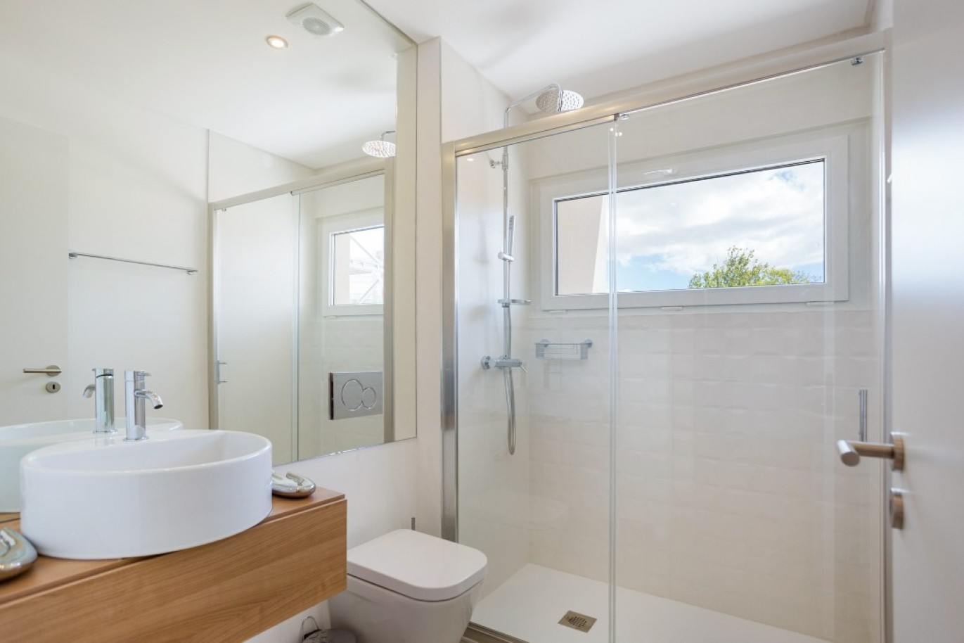 Neue 1+2 Zimmer Wohnung zu verkaufen, in Lagoa, Algarve_264800
