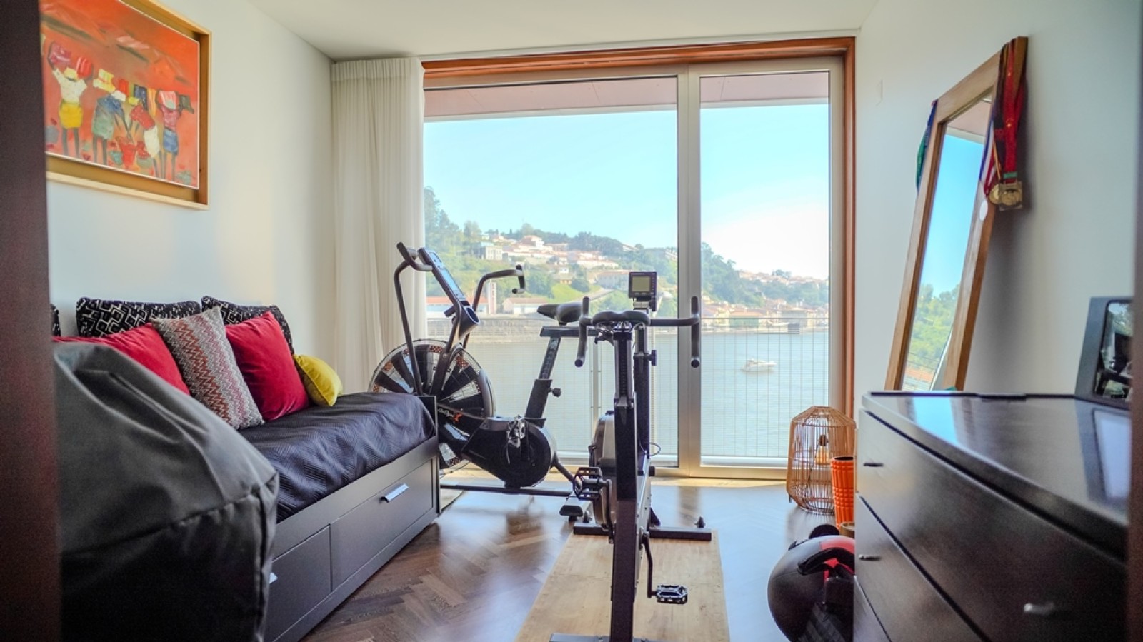 Five bedroom flat with balcony and river views, for sale, Porto, Portugal_265147