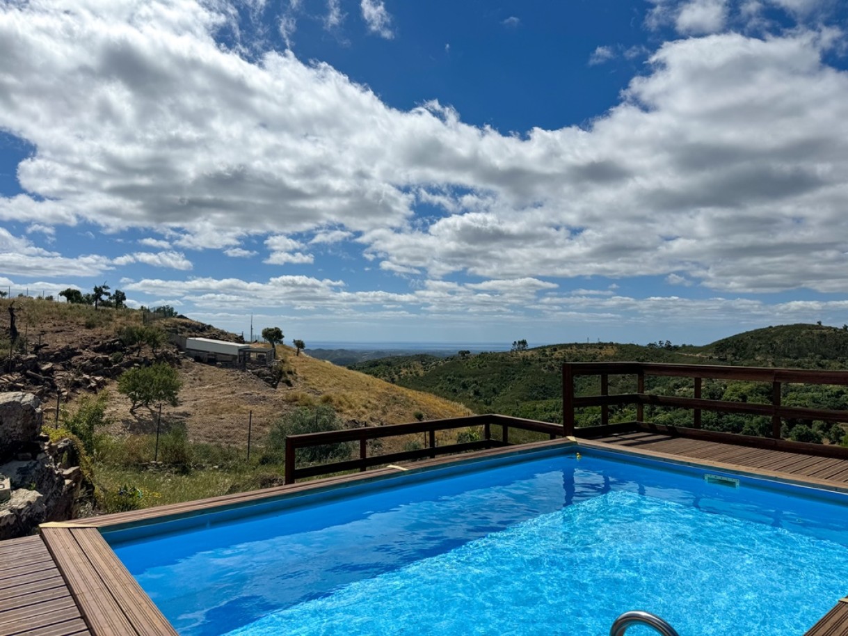 Villa de 2 chambres avec piscine, à vendre à Tavira, Algarve_265777