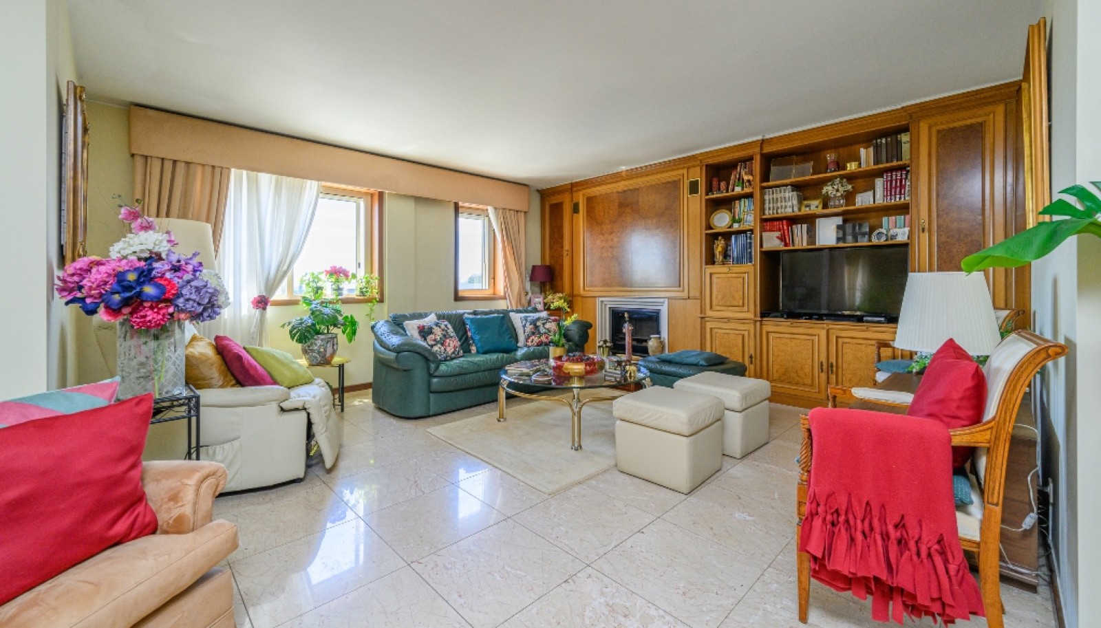 Vier Schlafzimmer Duplex-Wohnung mit Meerblick, zu verkaufen, Leça da Palmeira, Portugal_266029