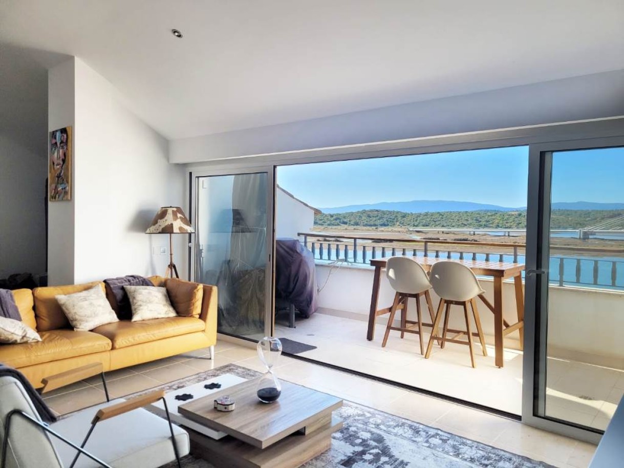 Espetacular Apartamento, 2 quartos, com vista rio, para venda em Lagoa, Algarve_267381