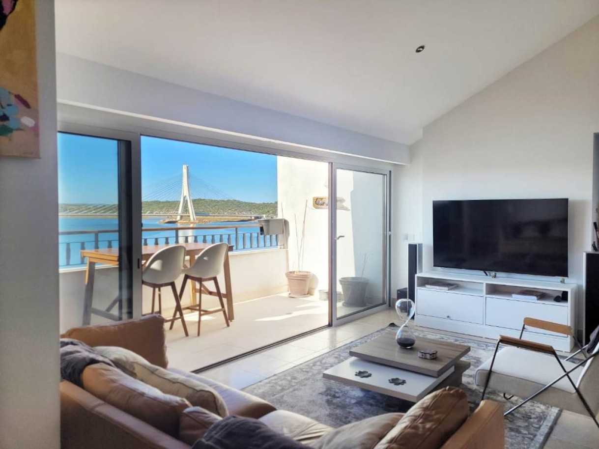 Espetacular Apartamento, 2 quartos, com vista rio, para venda em Lagoa, Algarve_267384