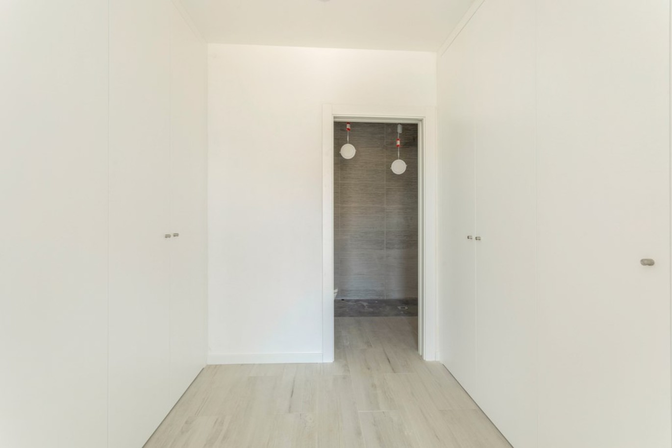 Neues 3 Schlafzimmer Stadthaus zu verkaufen in Tavira, Algarve_267402