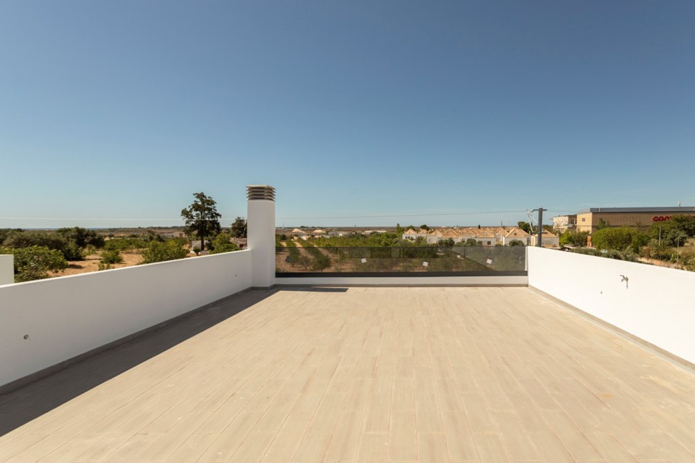 Neues 3 Schlafzimmer Stadthaus zu verkaufen in Tavira, Algarve_267408