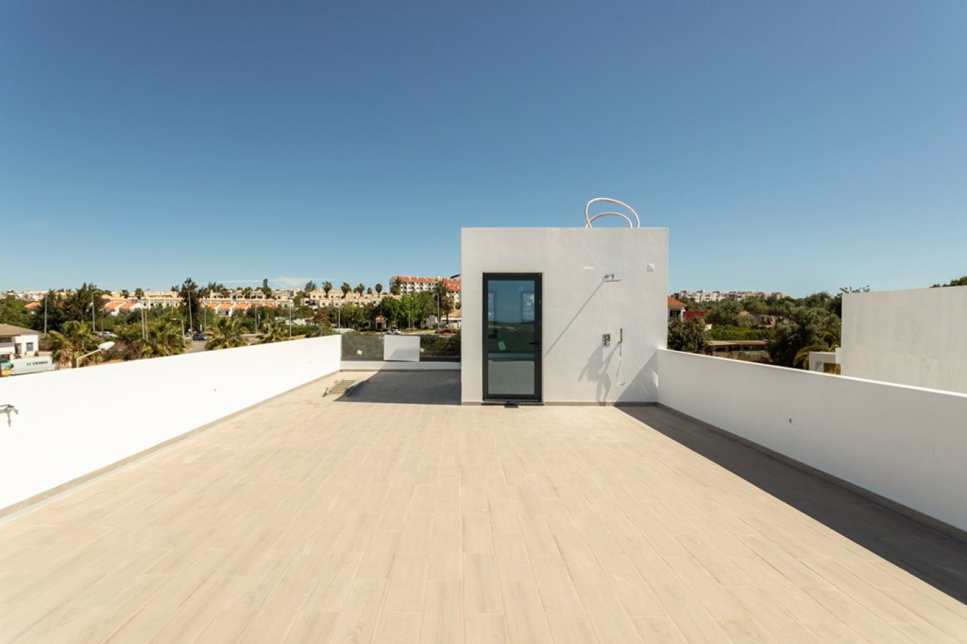 Neues 3 Schlafzimmer Stadthaus zu verkaufen in Tavira, Algarve_267409