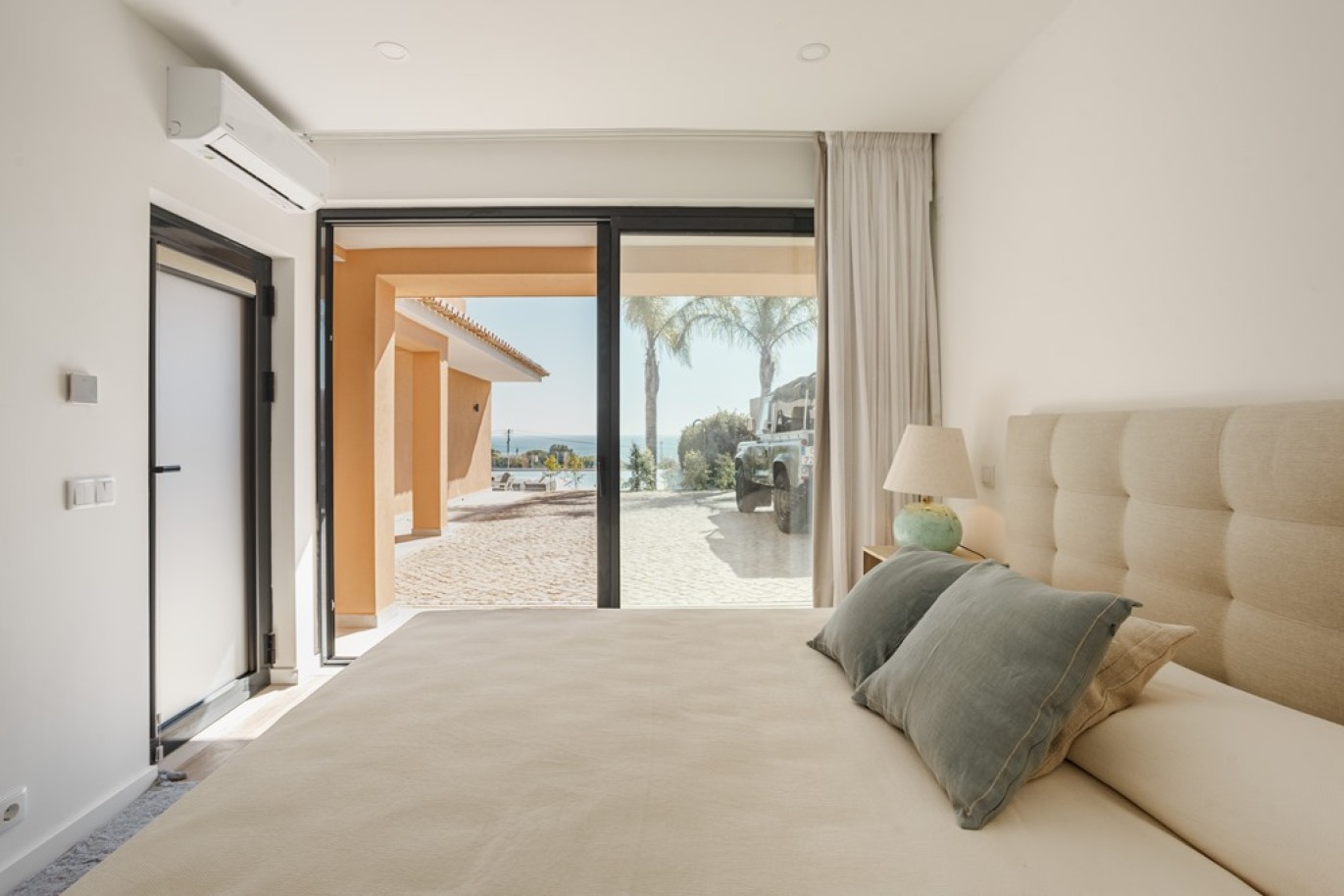 Villa de lujo de 5 dormitorios junto al mar, en venta en Arrifes Playa, Algarve_267793