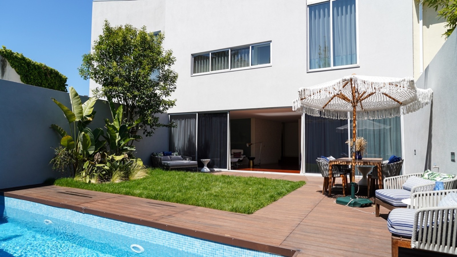 Villa de quatre chambres avec jardin et piscine, à vendre, Porto, Portugal_267823