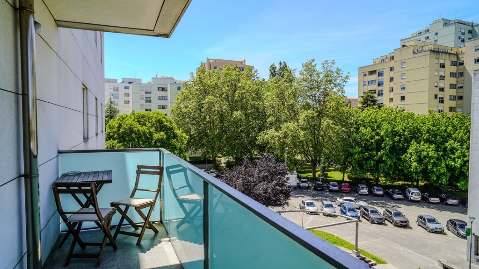 Two bedroom apartment with balcony, for sale, in Porto, Portugal_267959