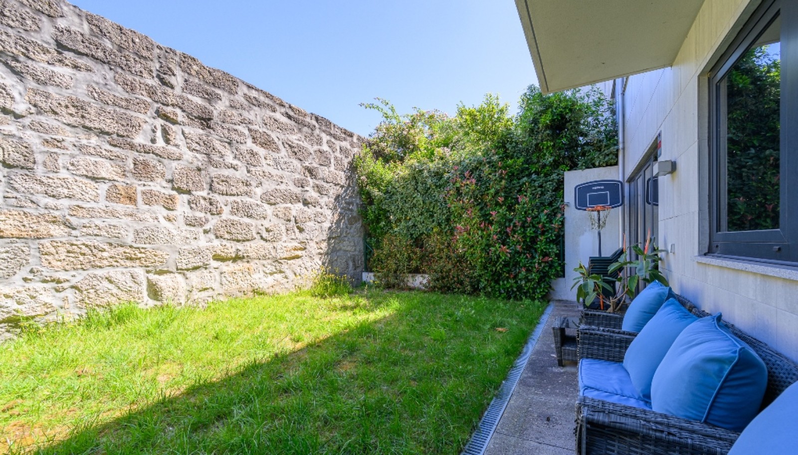 Vier-Zimmer-Villa mit Garten, zu verkaufen, in Prelada, Porto, Portugal_268536