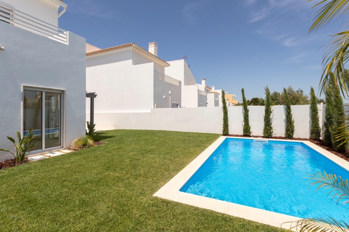 4-bedroom villa with pool, for sale in Cabanas de Tavira, Algarve_270289