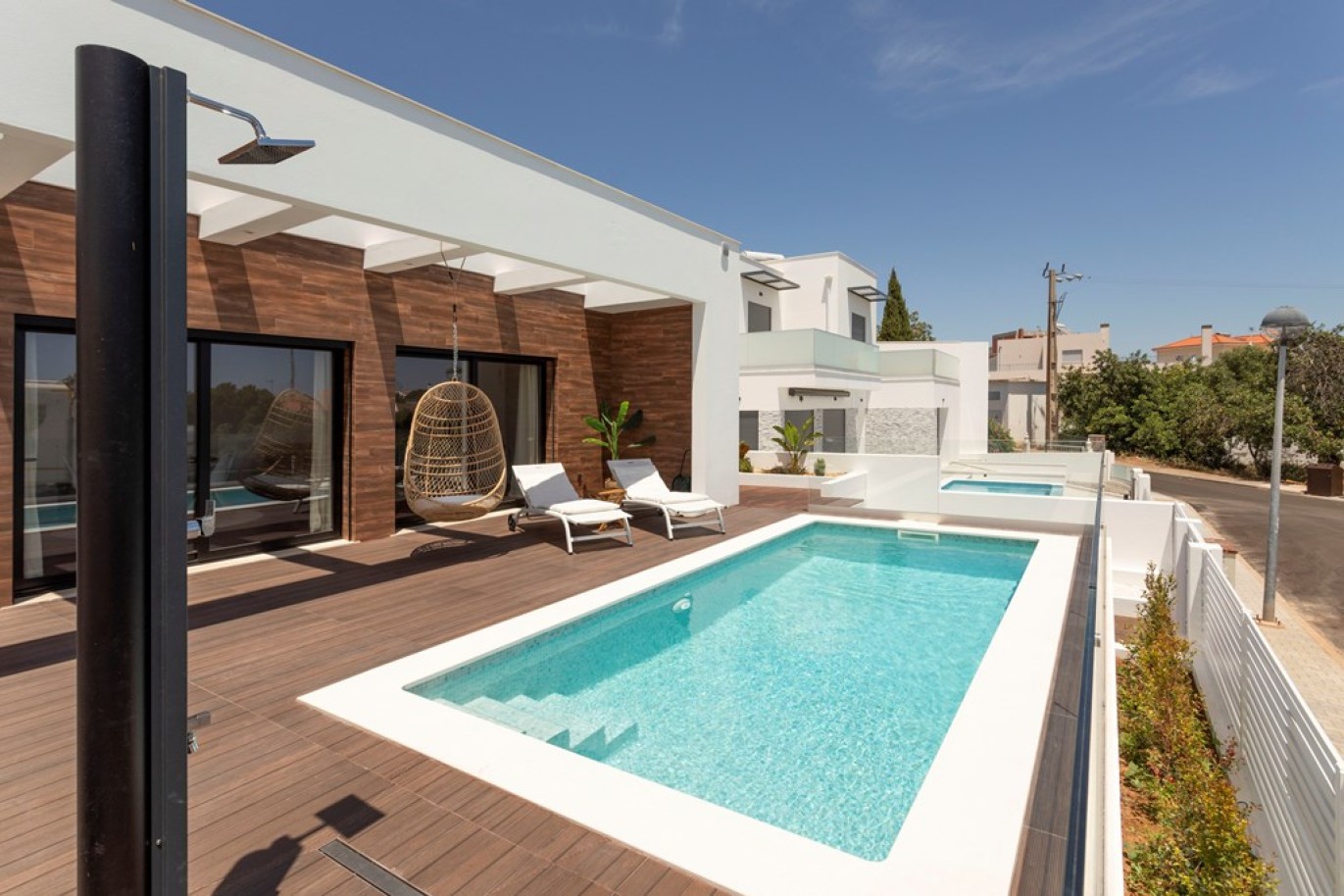 Moderna moradia térrea V3 com piscina, para venda em Altura, Algarve_272685