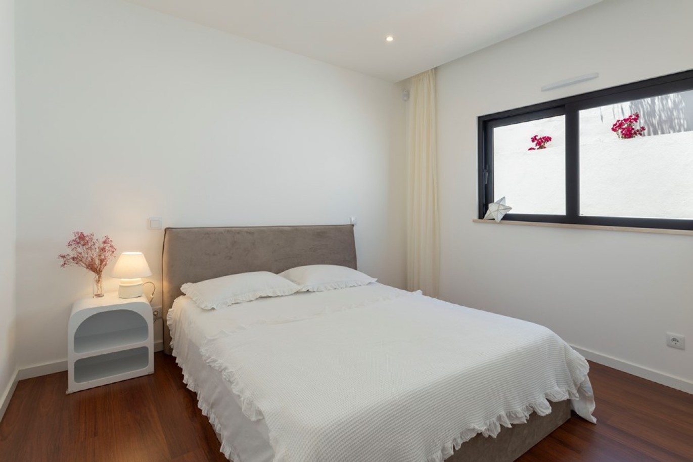 Villa moderne de 3 chambres avec piscine, à vendre à Altura, Algarve_272697