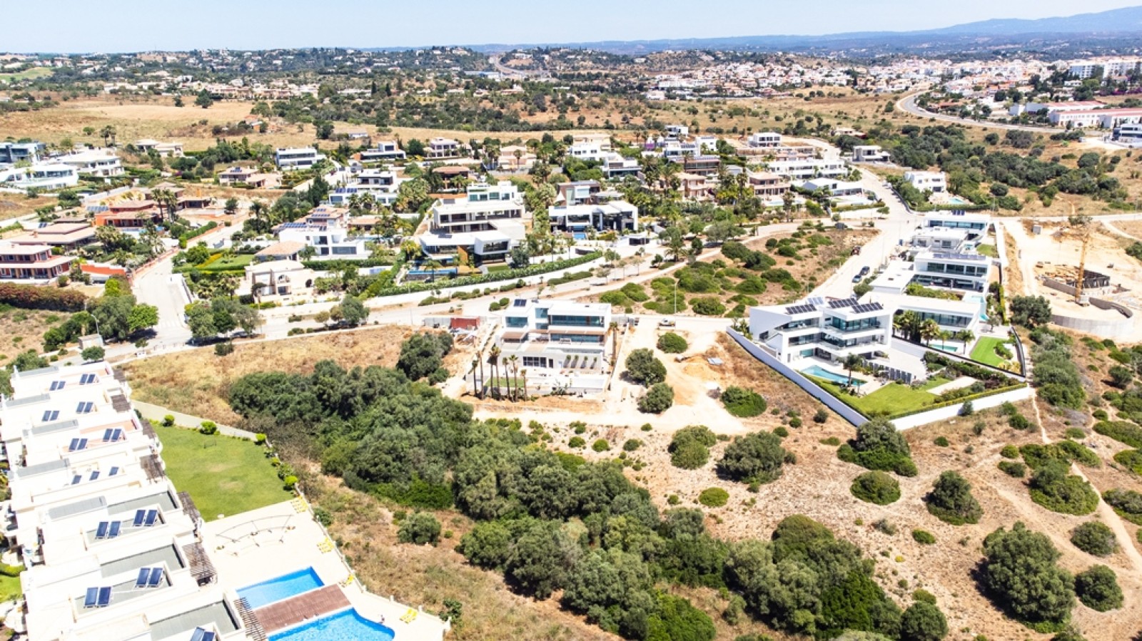 Villa moderne, vue mer, 2 piscines, à Porto de Mós, Lagos, Algarve_272896