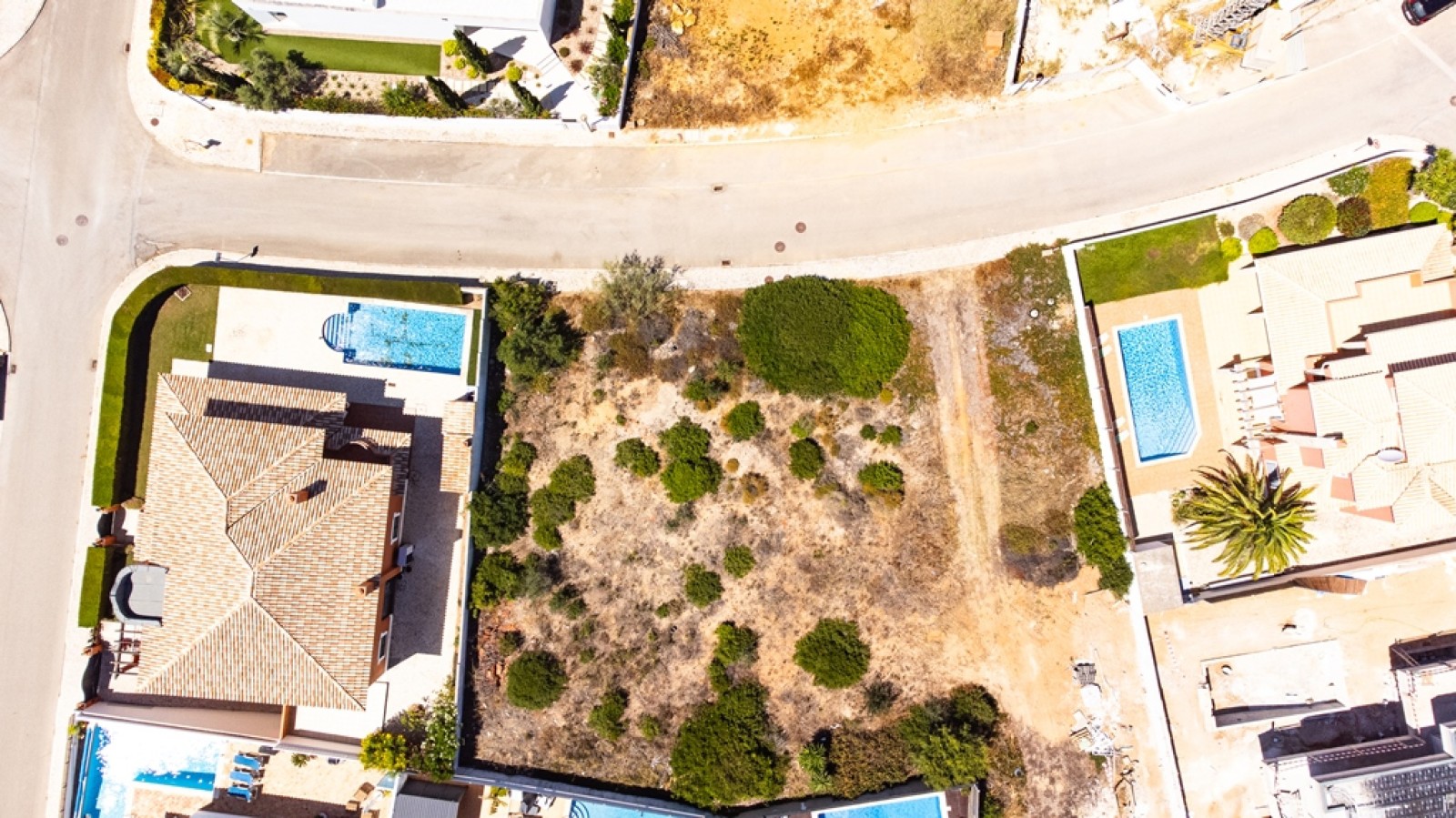 Plot with approved project to build a villa, in Lagos, Algarve_272903