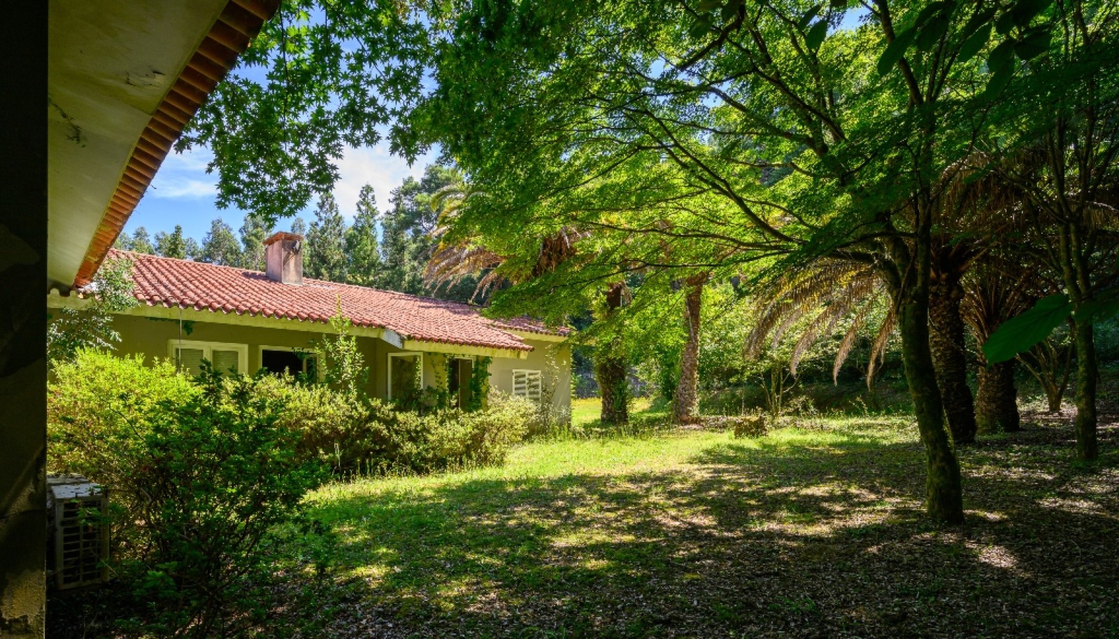 Villa de seis dormitorios con piscina, en venta, Famalicão, Portugal_276377