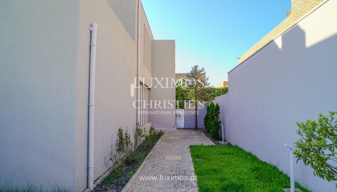 3 Bedroom Villa/Townhouse's Image 11