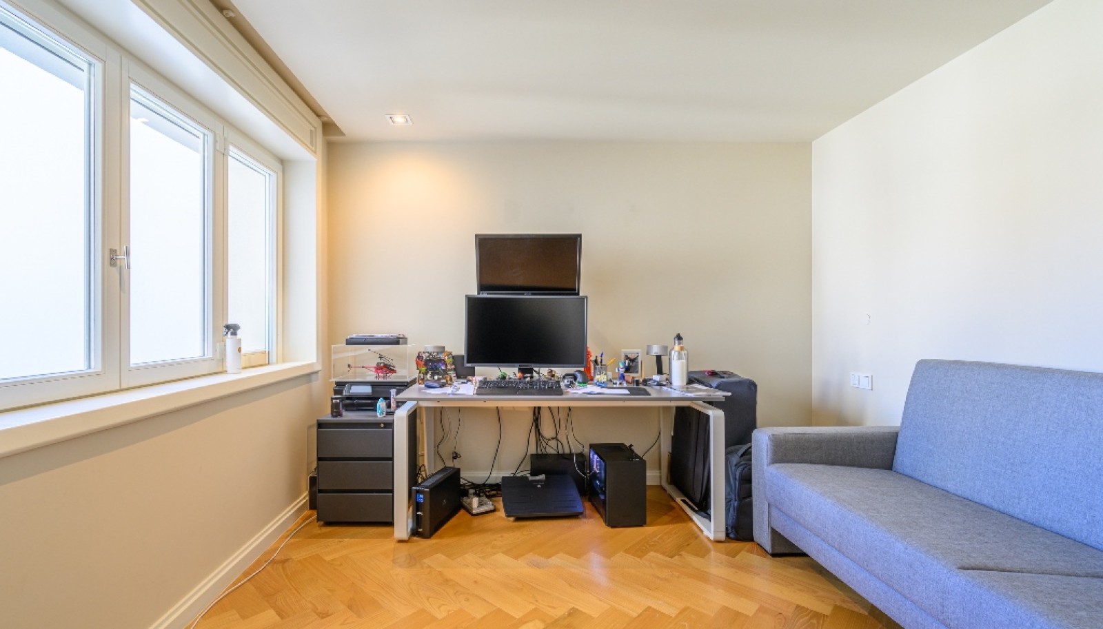 Luxuriöse 3-Schlafzimmer-Wohnung mit Balkonen,  zu mieten, Porto, Portugal_280208