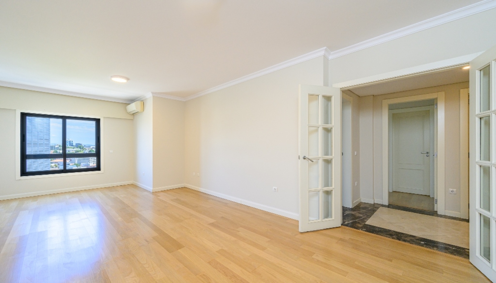 Apartamento T1 remodelado, para arrendar, na Boavista, Porto_283248