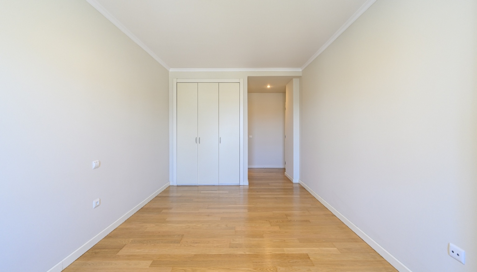 Apartamento T1 remodelado, para arrendar, na Boavista, Porto_283256