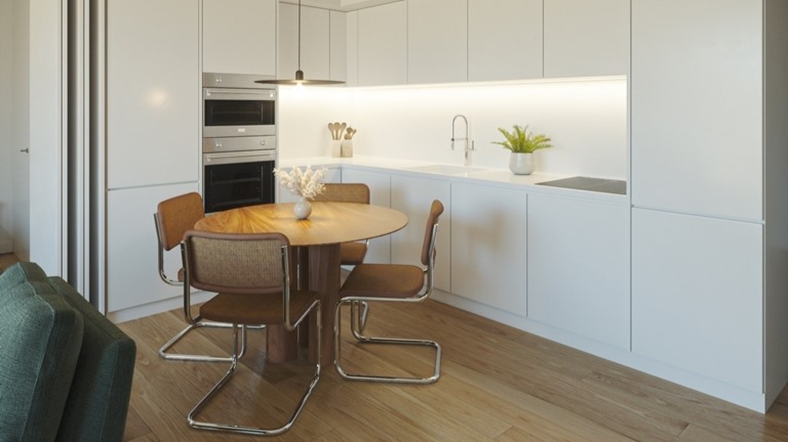 Fernão Magalhães 127: 2 bedroom apartment for sale in the center of Porto_293917