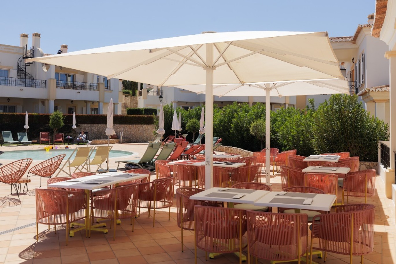 Villa amueblada con jardín en venta en Salema, Algarve,Portugal_298985