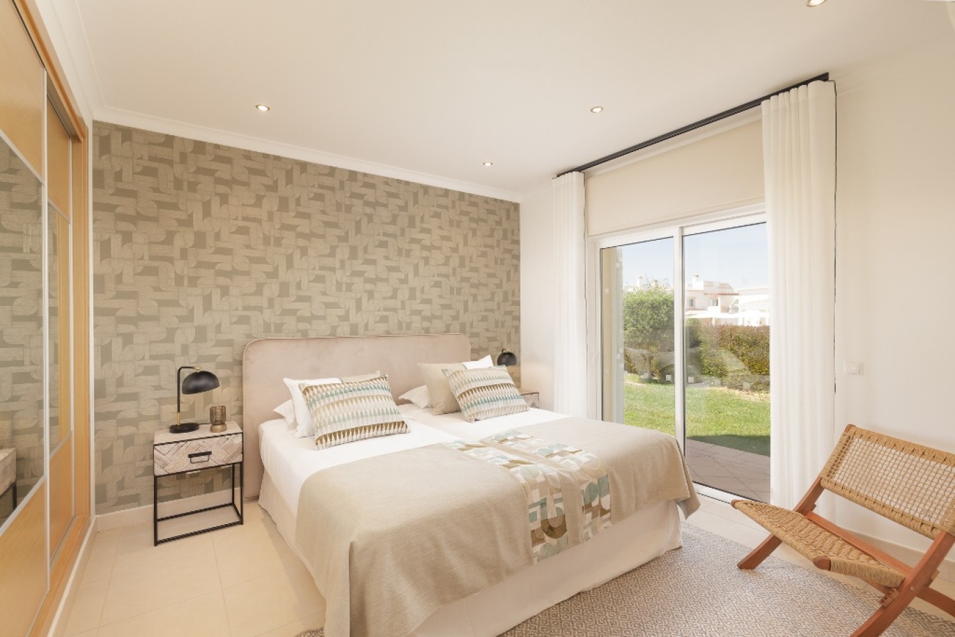 Villa amueblada con jardín en venta en Salema, Algarve,Portugal_298996