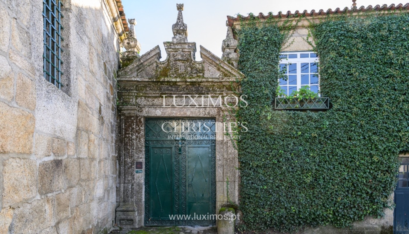 8 Bedroom Vineyard's Image 17