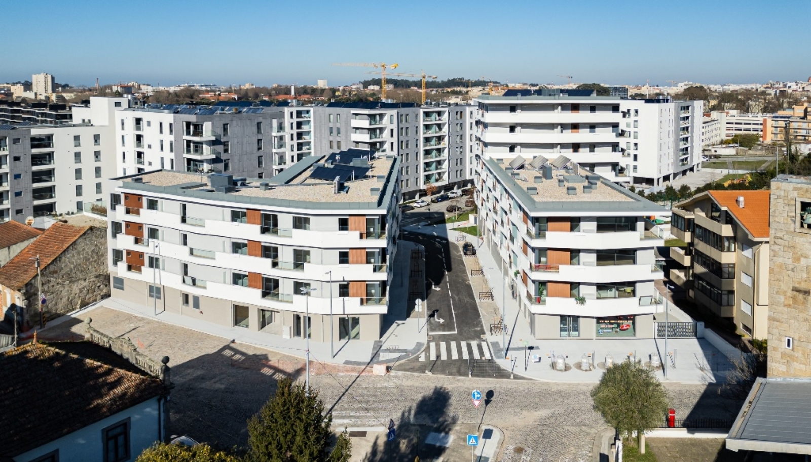 Apartamento novo com varanda, para venda, em Ramalde, Porto, Portugal_308148