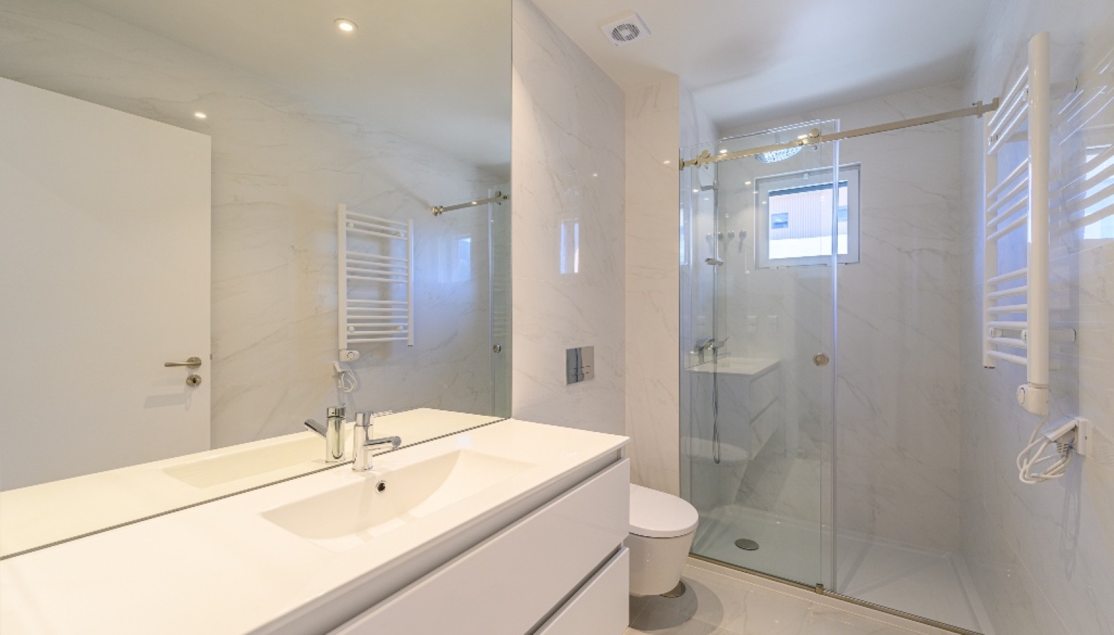 Apartamento novo com varanda, para venda, em Ramalde, Porto_308394