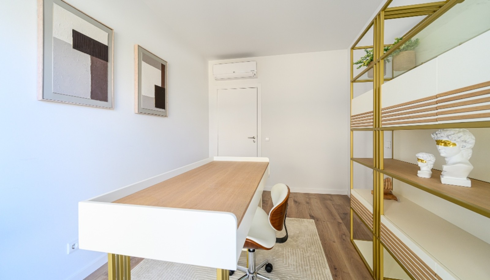 Apartamento novo com varanda, para venda, em Ramalde, Porto_308396