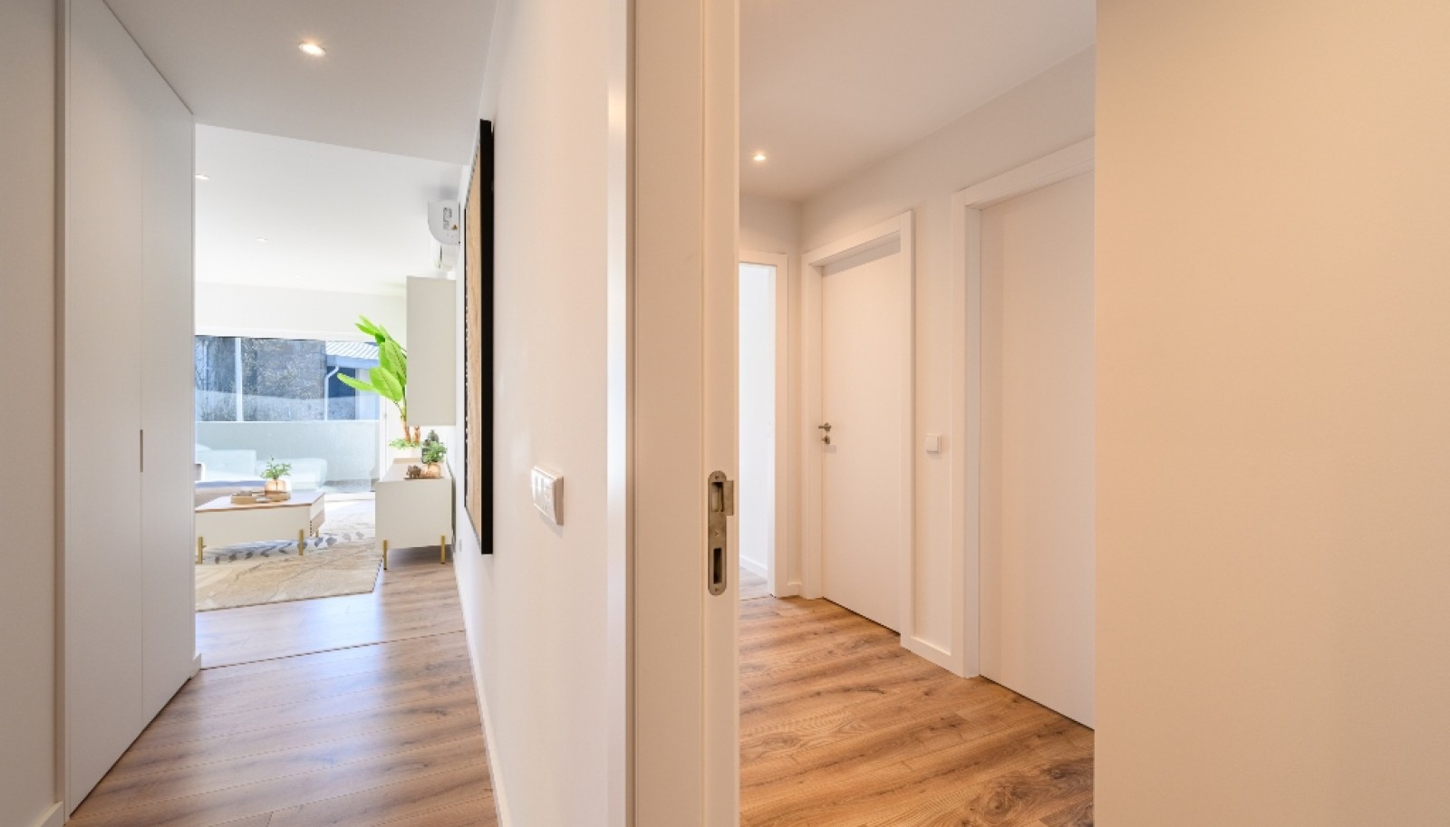 Apartamento novo com varanda, para venda, em Ramalde, Porto_308403