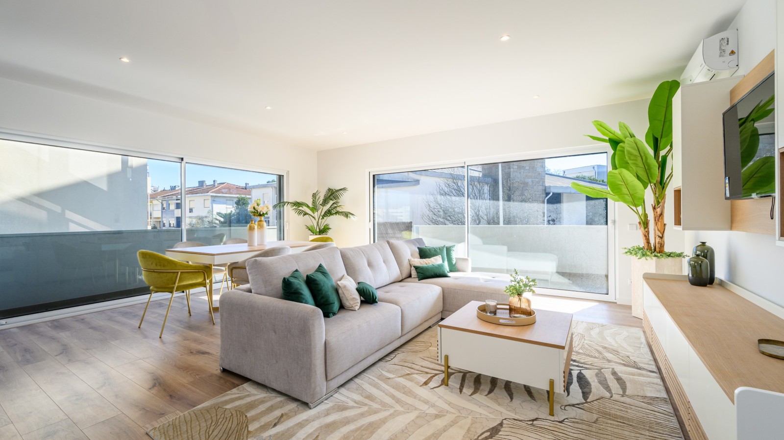 Apartamento novo com varanda, para venda, em Ramalde, Porto_308410