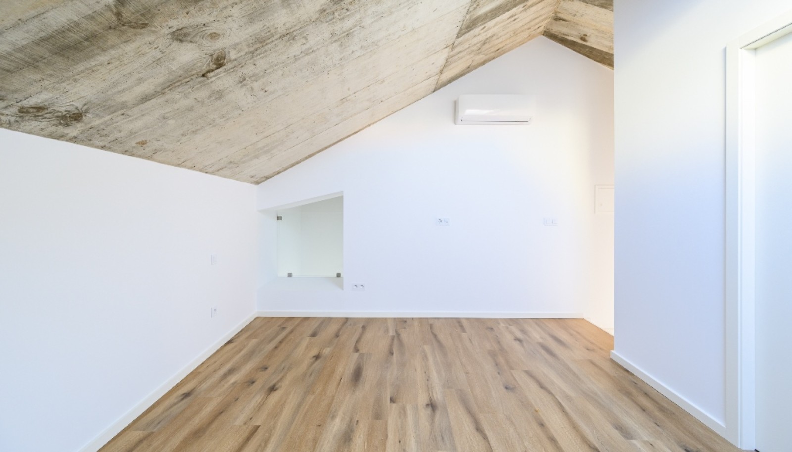 Apartamento T1 duplex novo para arrendar, na Foz do Douro, Porto_309092