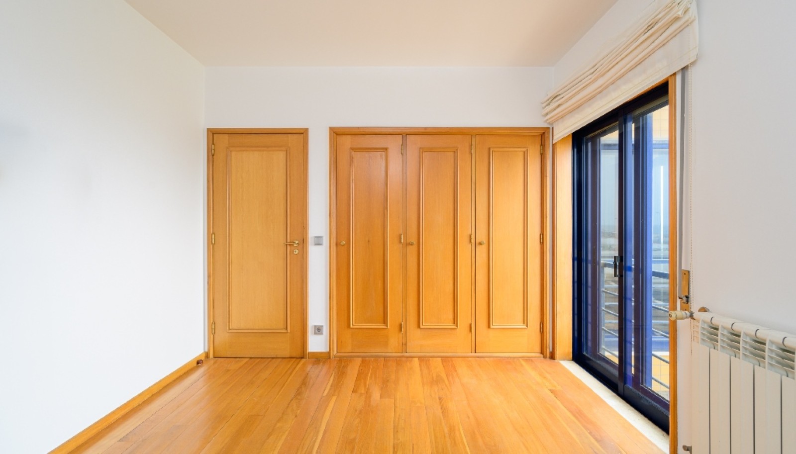 Three bedroom apartment with sea views, to rent in Canidelo, Portugal_310754