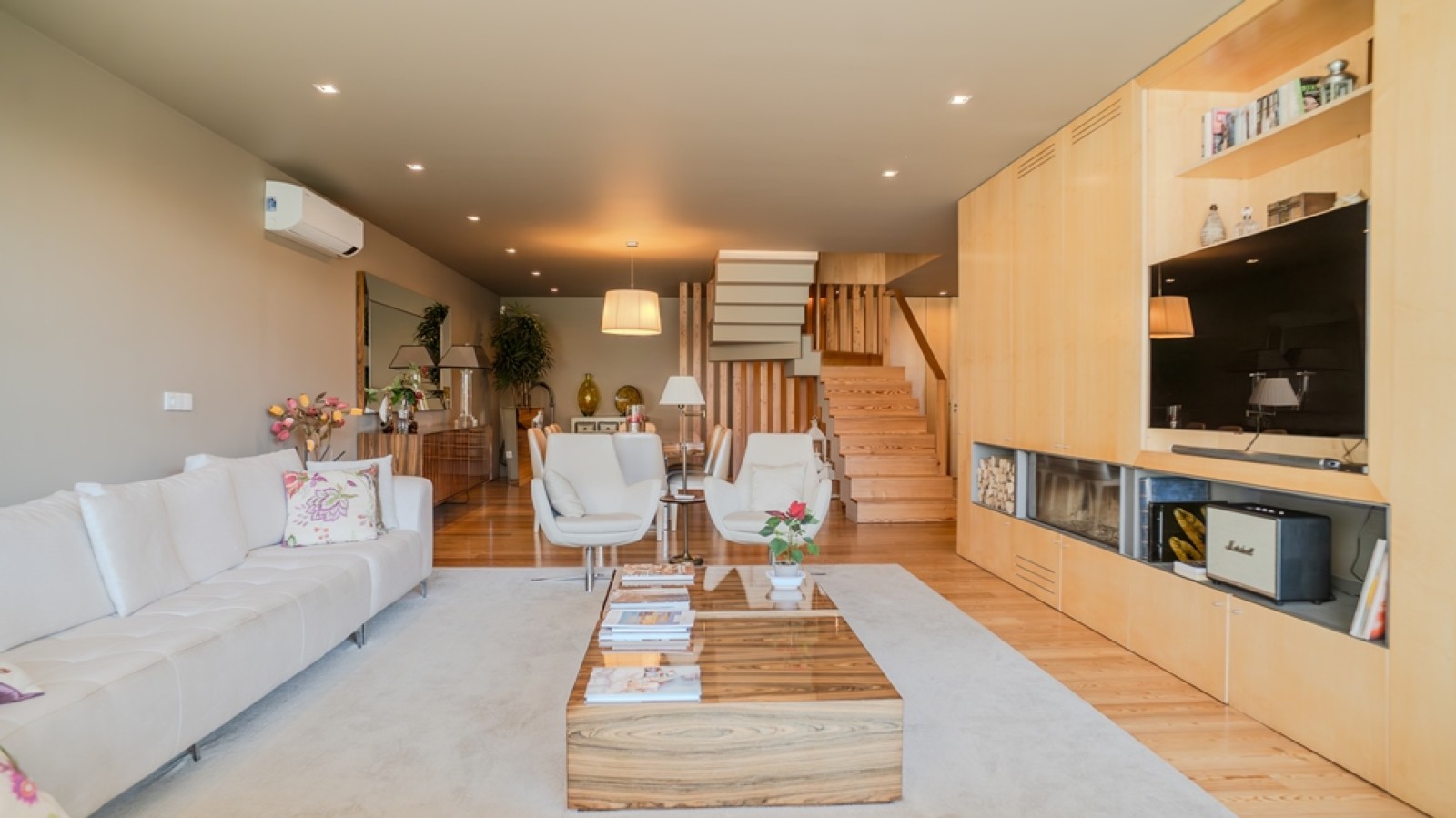 Four bedroom villa with garden and pool for sale in Francelos, Portugal_311495