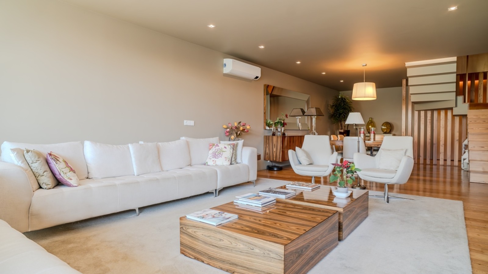 Four bedroom villa with garden and pool for sale in Francelos, Portugal_311496