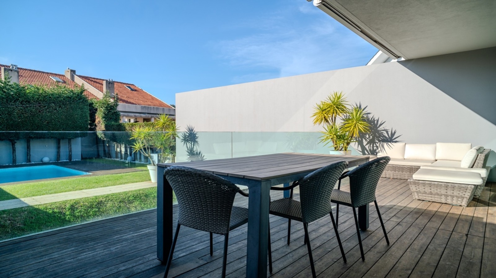 Four bedroom villa with garden and pool for sale in Francelos, Portugal_311528