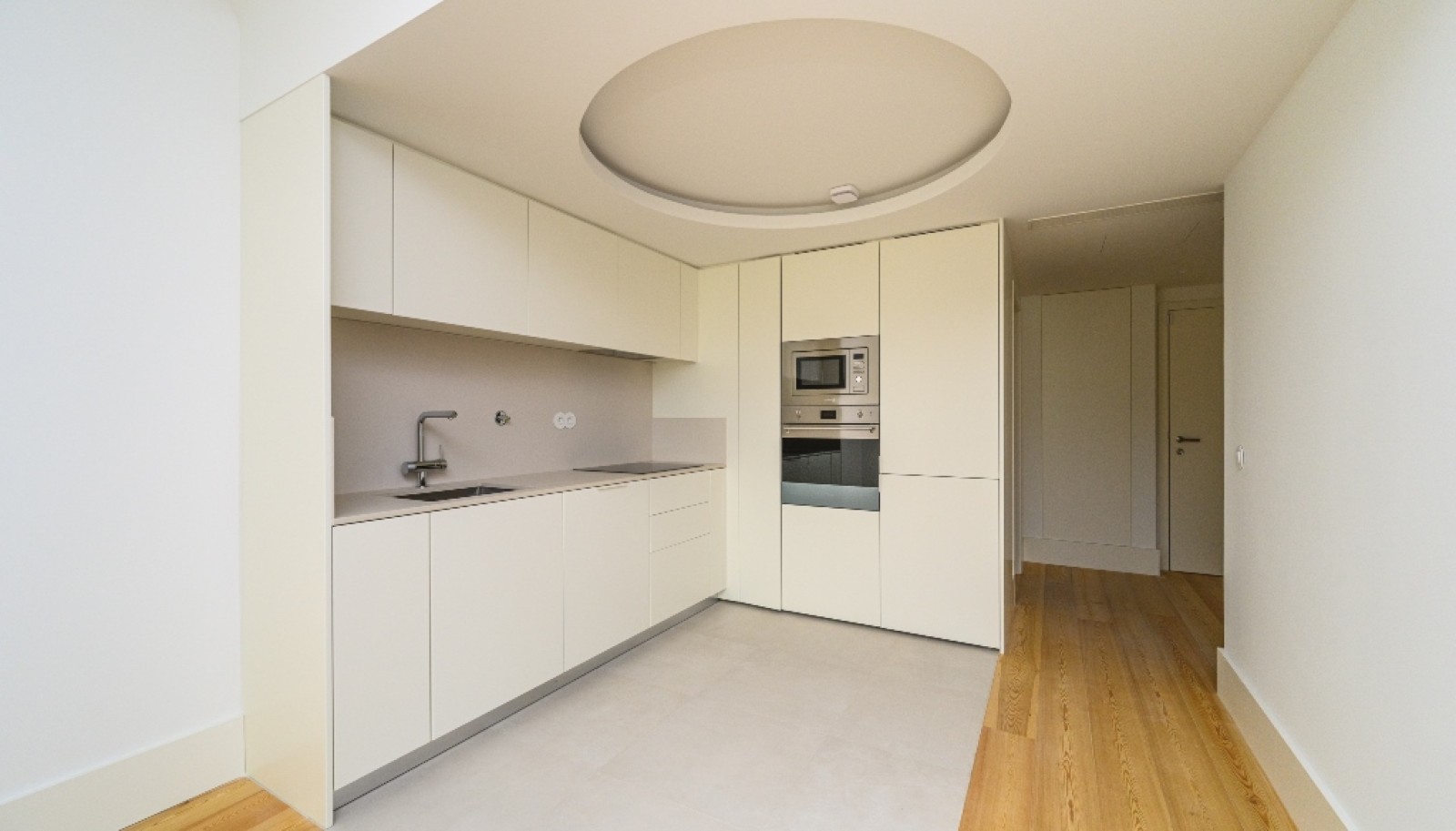 Neue 2-Zimmer-Wohnung zur Miete im Zentrum von Porto, Portugal_312012