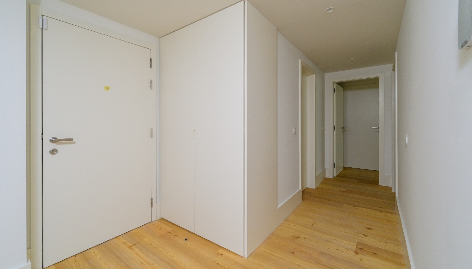 Neue 2-Zimmer-Wohnung zur Miete im Zentrum von Porto, Portugal_312015
