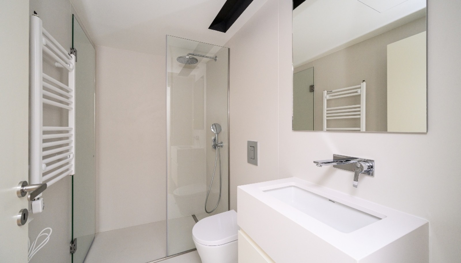 Neue 2-Zimmer-Wohnung zur Miete im Zentrum von Porto, Portugal_312019