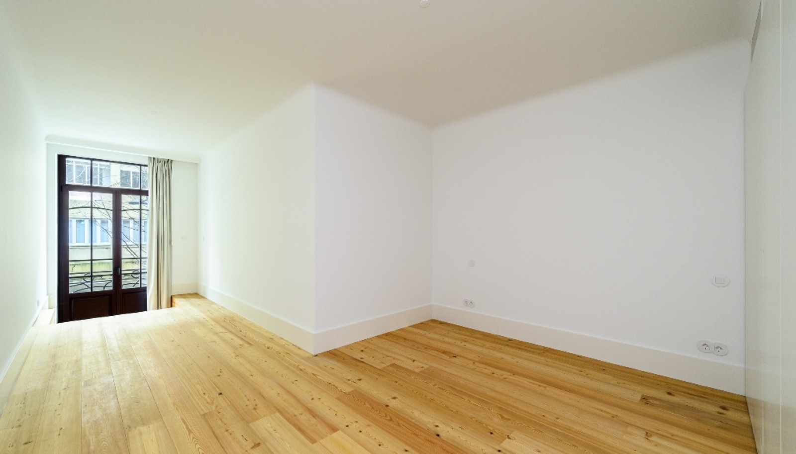 Neue 2-Zimmer-Wohnung zur Miete im Zentrum von Porto, Portugal_312022