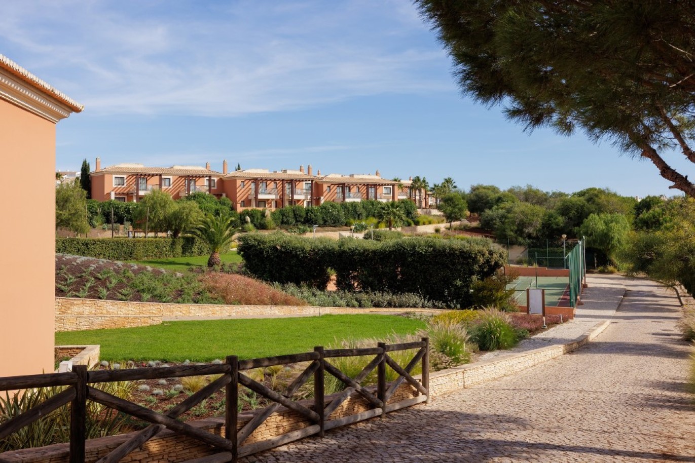 Apartamento em empreendimento turístico, para venda Carvoeiro, Algarve_313366