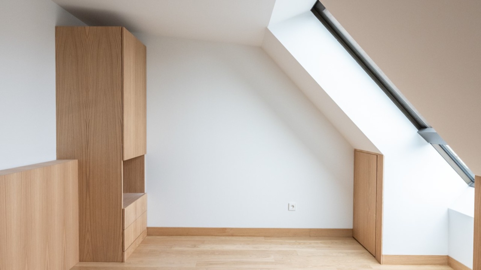 Piso dúplex de 3 dormitorios con balcón, en venta, Oporto, Portugal_314111