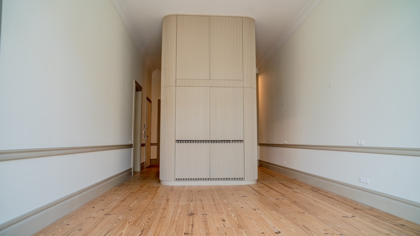 Two-bedroom apartment for sale in downtown Porto, Portugal_314140