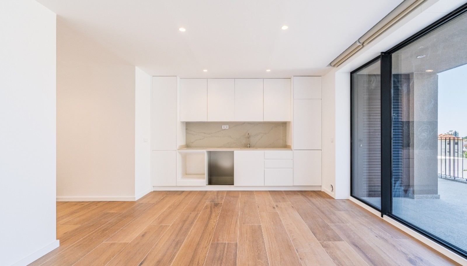 Piso nuevo de 1 dormitorio con balcón, en venta, Oporto, Portugal_315549