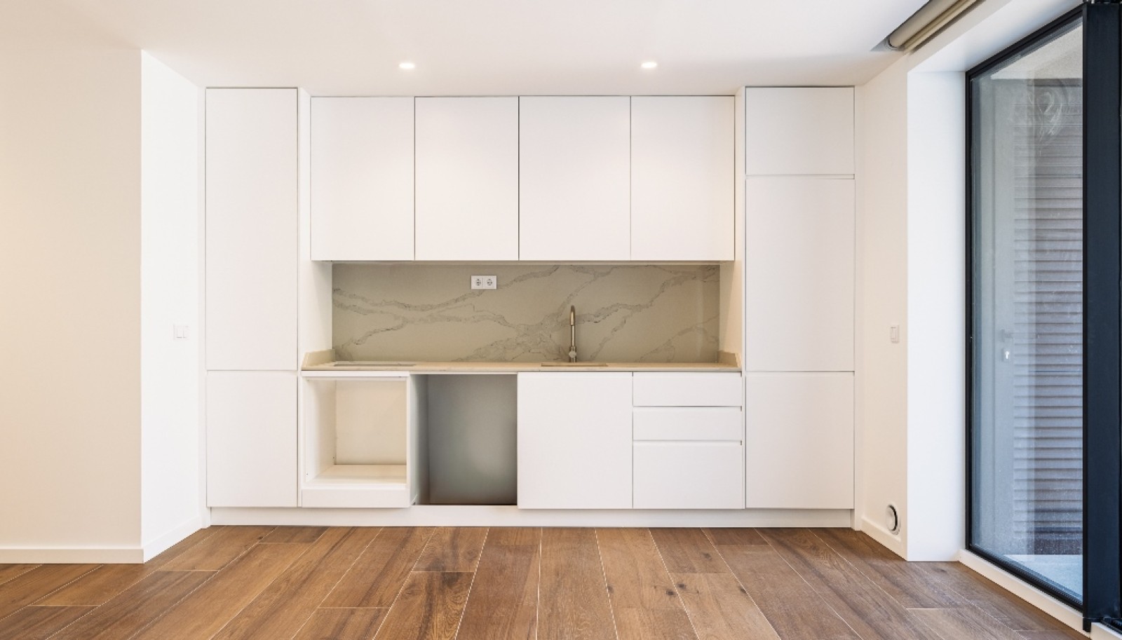 Piso nuevo de 1 dormitorio con balcón, en venta, Oporto, Portugal_315552