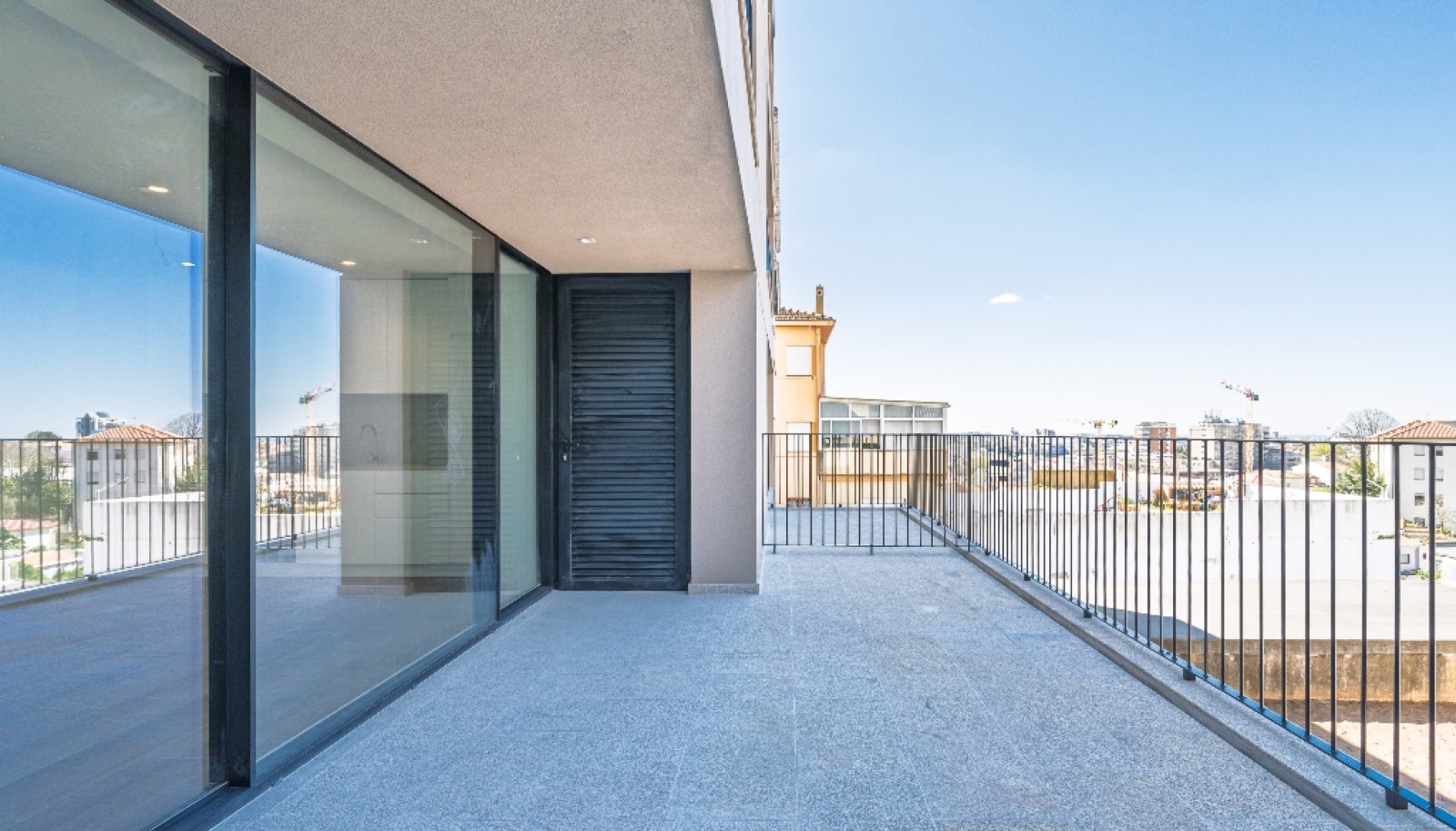 Piso nuevo de 1 dormitorio con balcón, en venta, Oporto, Portugal_315553