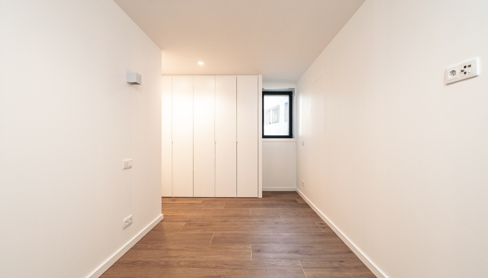 Piso nuevo de 1 dormitorio con balcón, en venta, Oporto, Portugal_315560