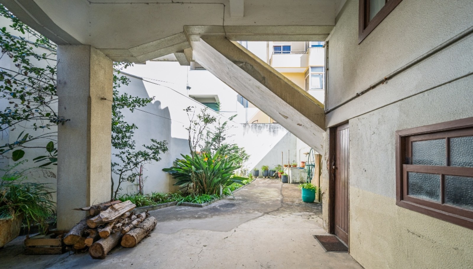 Edificio en el centro de Espinho en venta, Portugal_316534