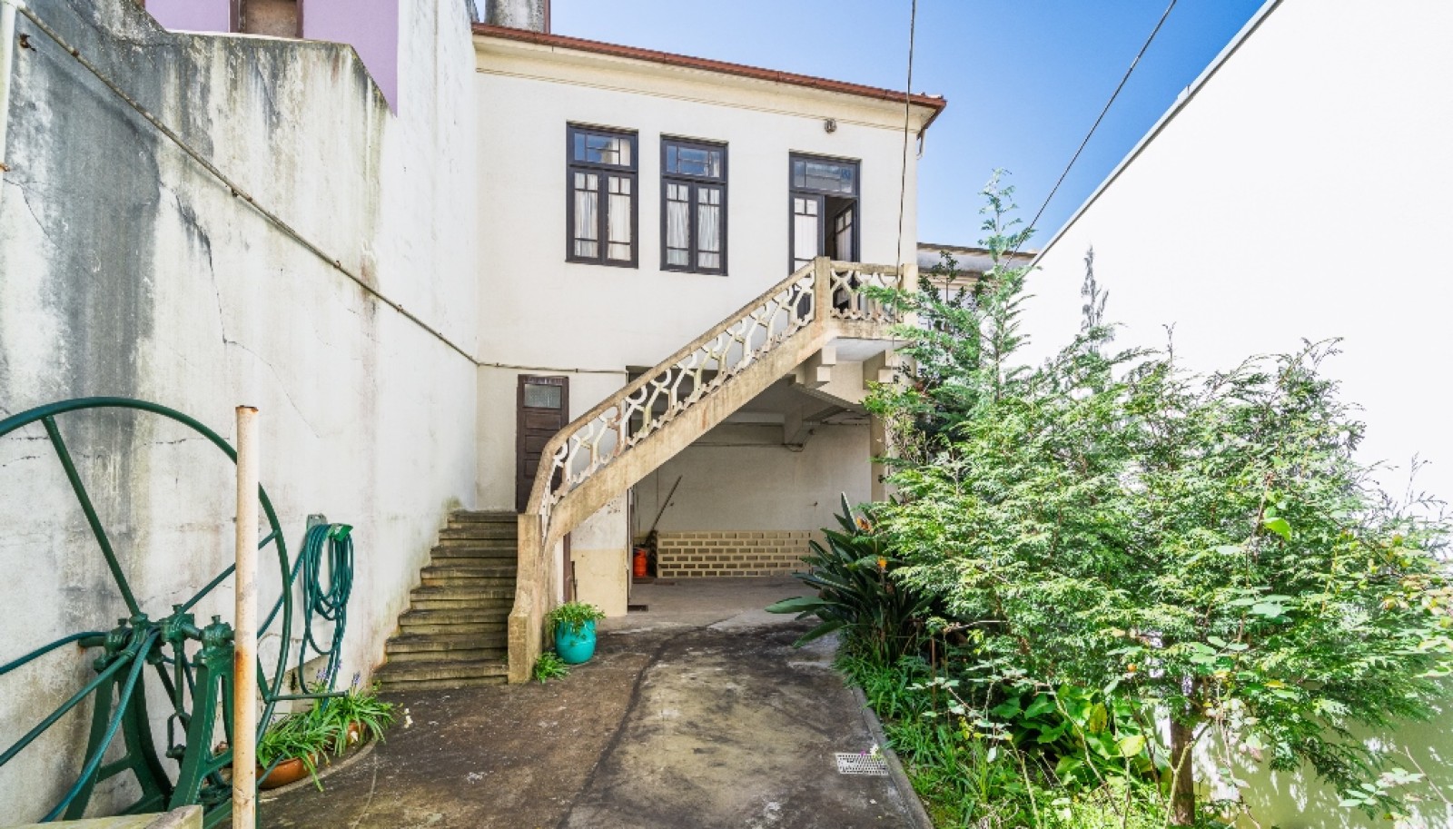 Edificio en el centro de Espinho en venta, Portugal_316536